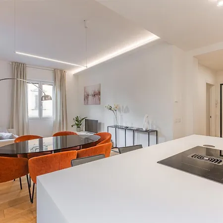 The Elite In - Modern Harmony - 2br - 2 Baths Appartamento Firenze