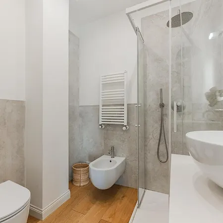 Apartment Grand Living - 2br - 2 Baths - Ac *